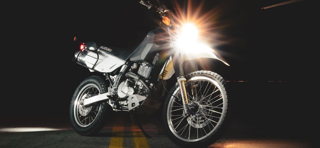 ¿Cómo alinear la luz de tu motocicleta?